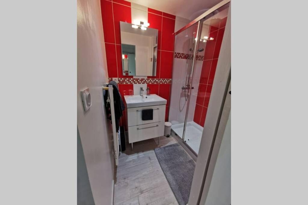 Appartement F2 Cosy Proche De L'Hyper Centre Caen Exteriör bild